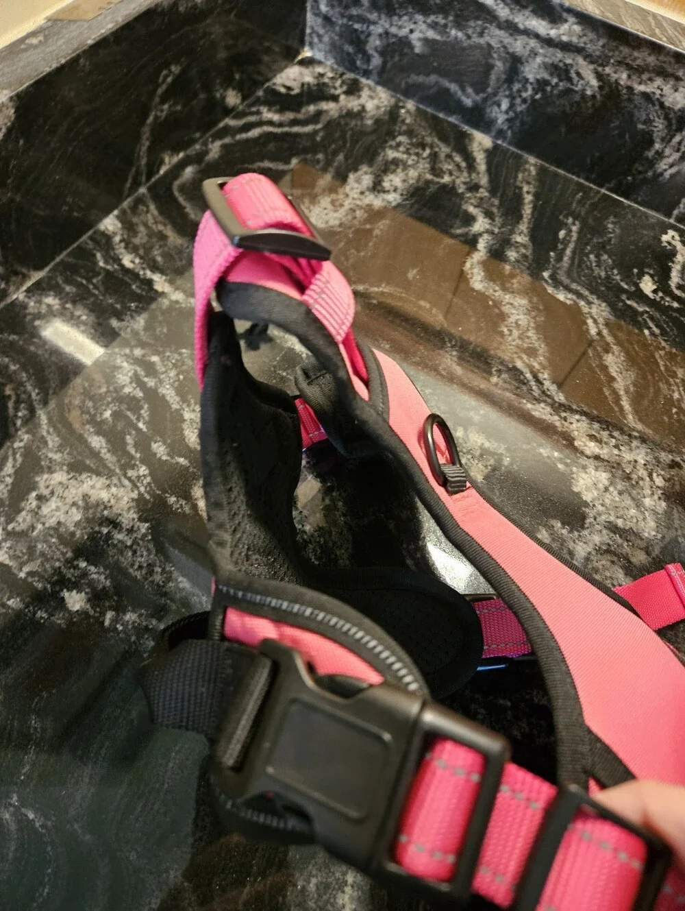 Eddie Bauer Comfort Dog Harness Pink Size Medium NWOT
